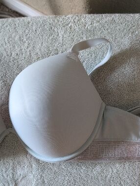 PINK Victoria's Secret Wear Everywhere Super Push Up Bra